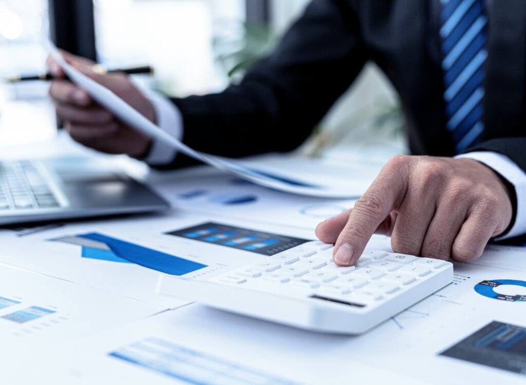Experienced Investment professionals Finwise Corporate Services Accounting and Outsourced CFO Finwise Financial Advisory Firm
